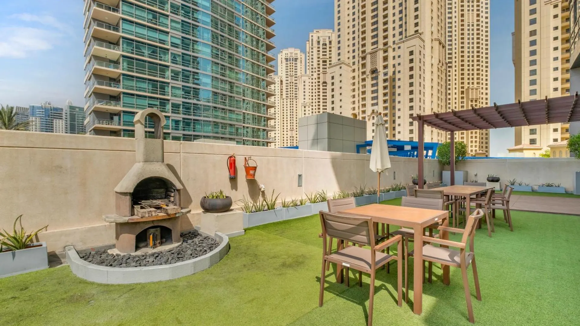 Dubai Marina Promenade 1Br Apartment With Pool Near Jbr 0*,  United Arab Emirates