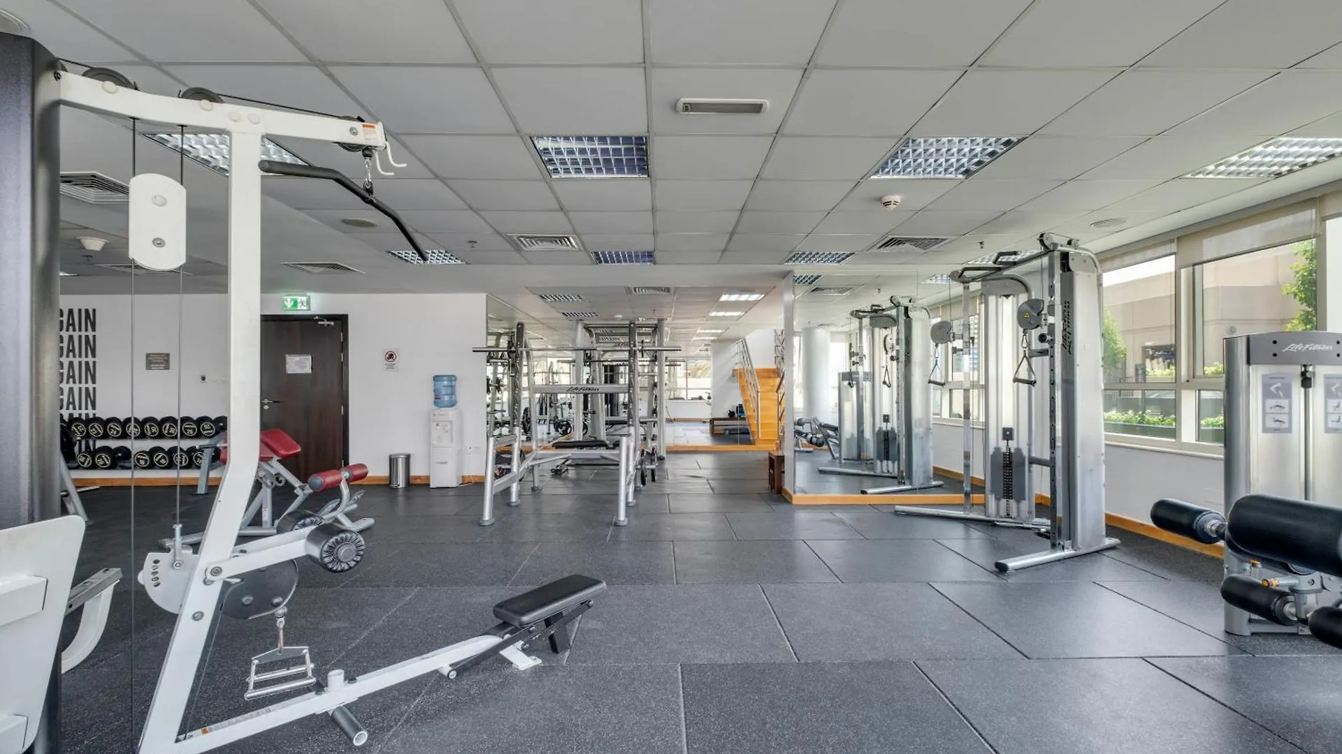 Dubai Marina Promenade 1Br Apartment With Pool Near Jbr United Arab Emirates