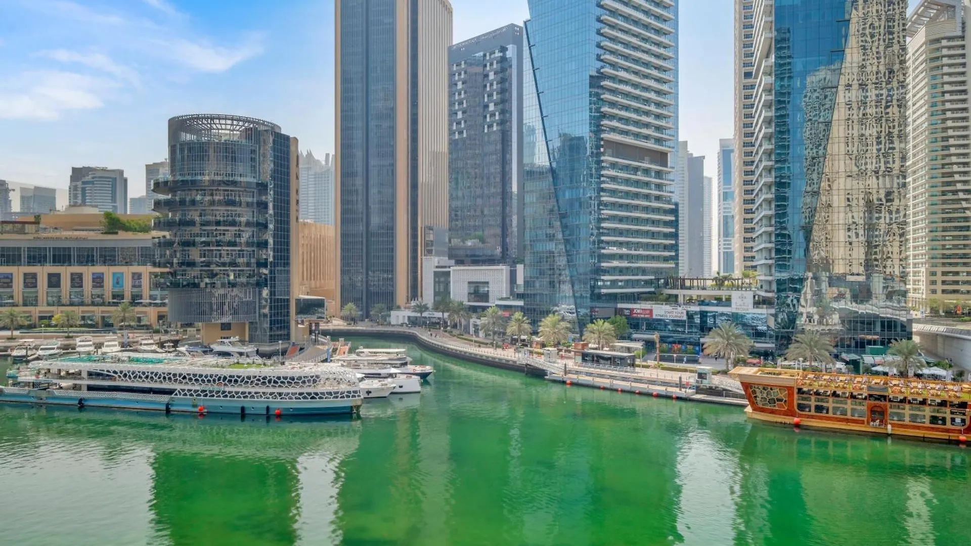 Dubai Marina Promenade 1Br Apartment With Pool Near Jbr Lägenhetshotell